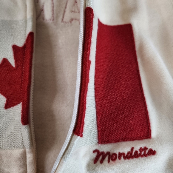 Mondetta Canada Zip Up Sweater Size XL - Picture 5 of 9